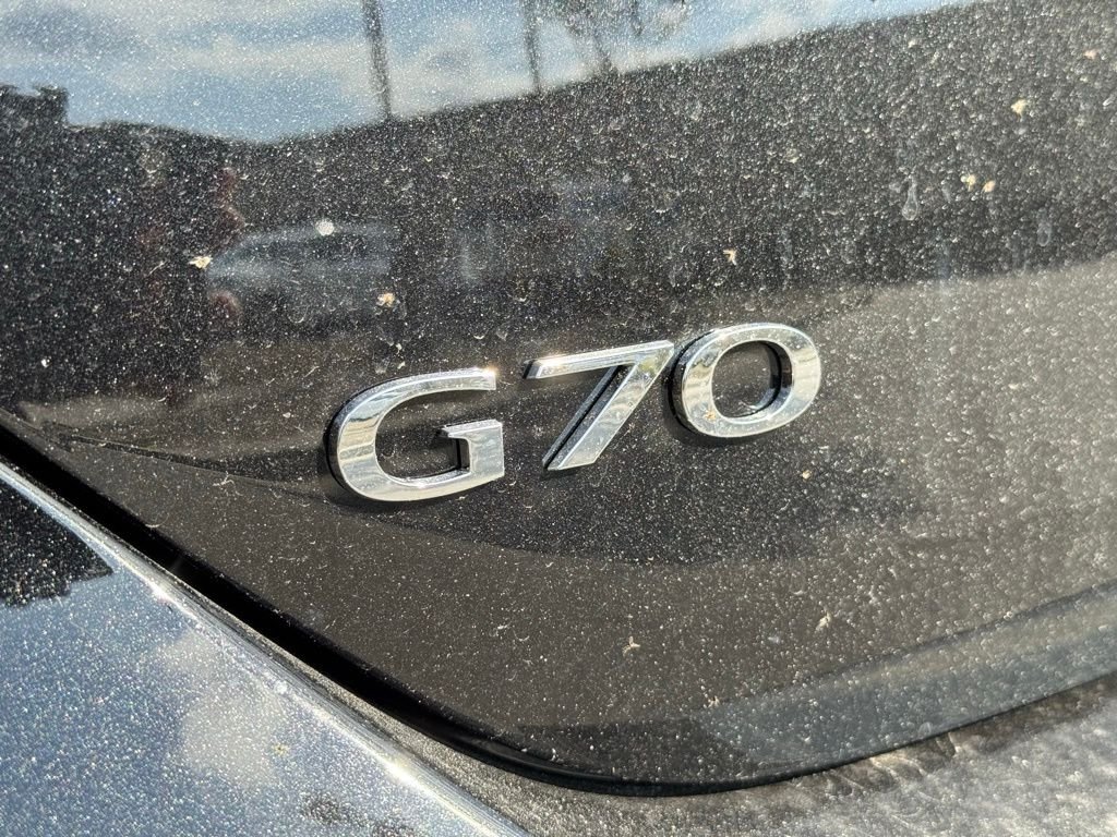 2025 GENESIS G70 Standard - Photo 15