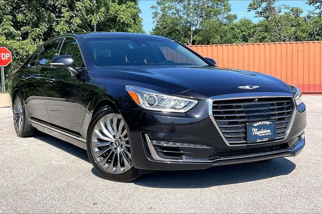 Used 2018 Black Genesis 3.3T Premium image 35