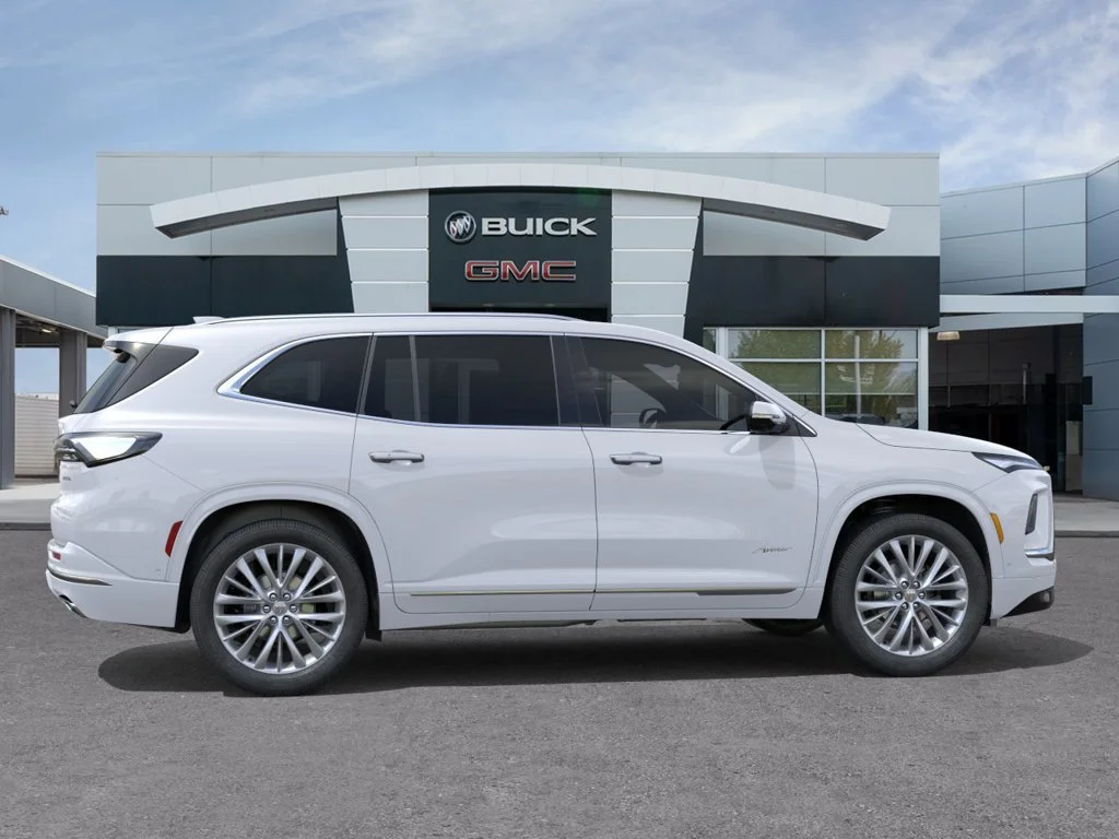 New 2026 Iridescent White Tricoat Buick Avenir image 5