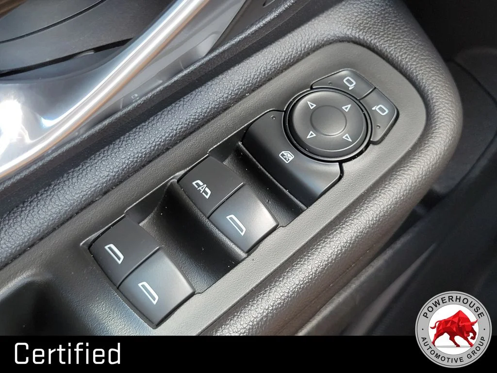Used 2022 Silver GMC SLE image 25