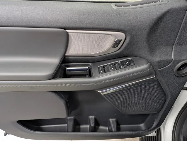 New 2027 Star White Metallic Tri-Coat Ford Active image 41
