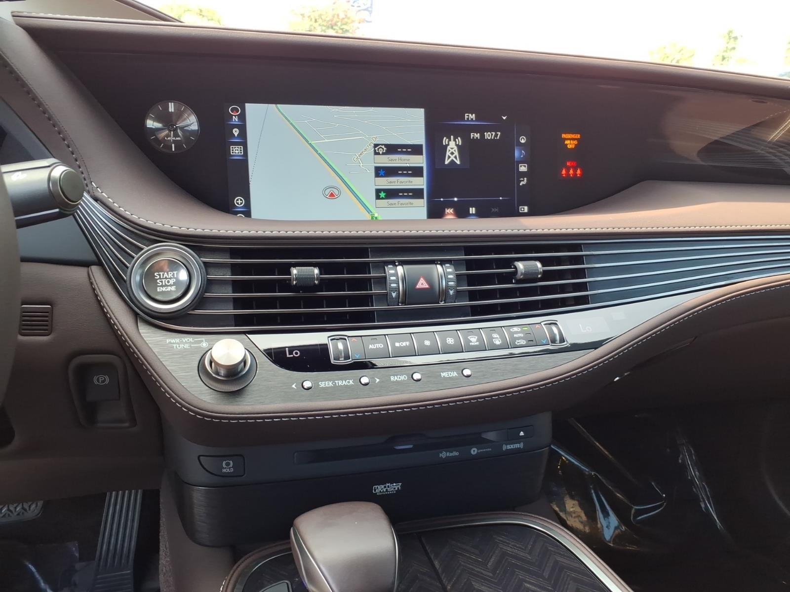Used 2018 Manganese Luster Lexus Base image 13