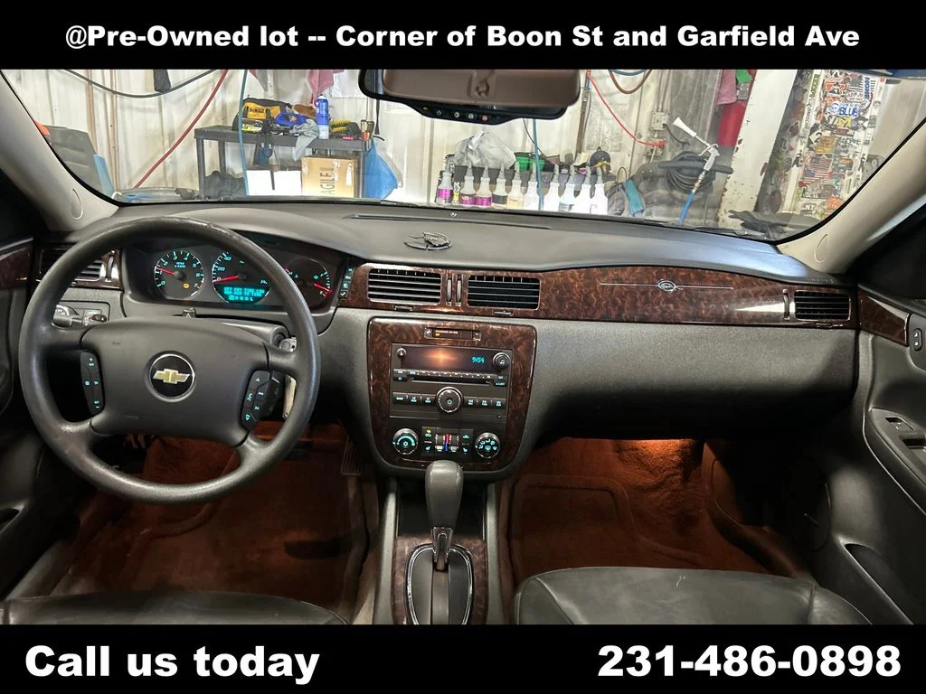 Used 2016 Silver Chevrolet LTZ image 18
