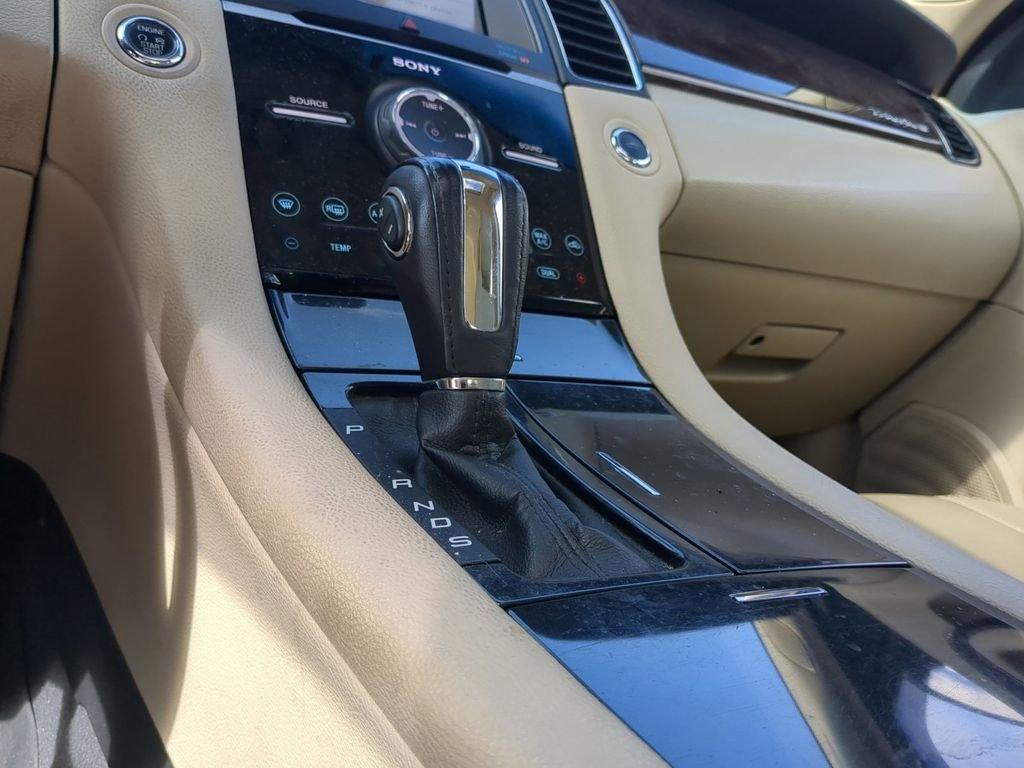 Used 2019 White Ford Limited image 16