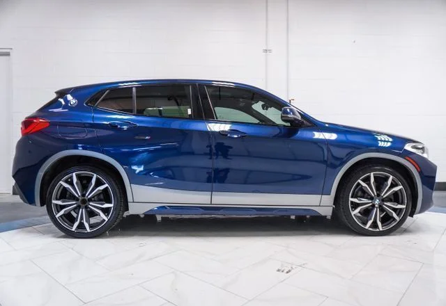 Used 2018 Blue BMW sDrive28i image 36