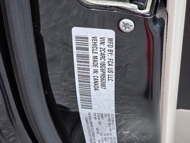 Used 2023 Black Chrysler Touring L image 35