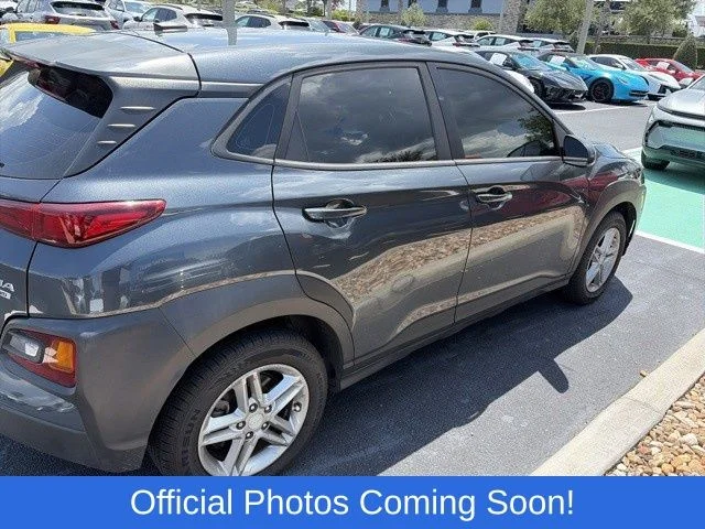 Used 2019 Gray Hyundai SE image 7