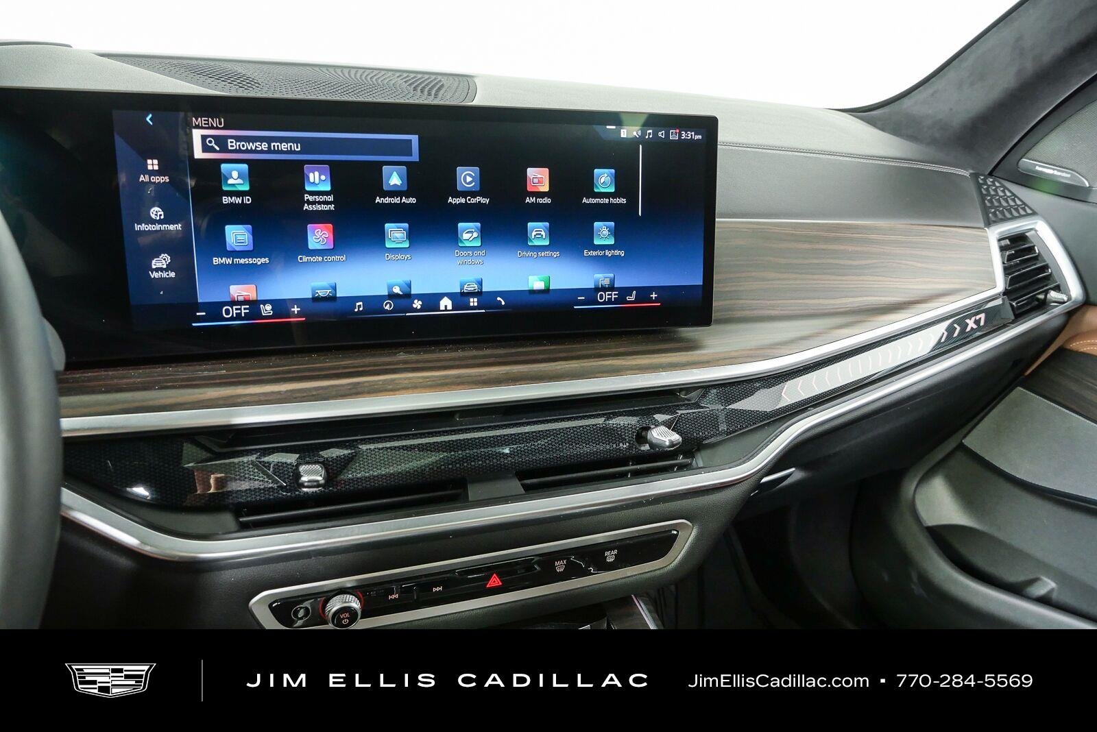 Used 2024 Gray BMW xDrive40i image 13