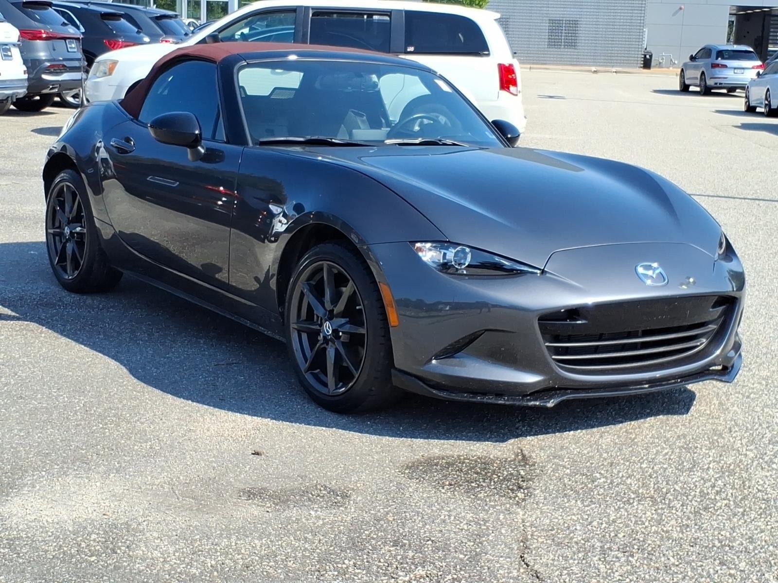 Used 2018 Machine Gray Mazda Club image 5