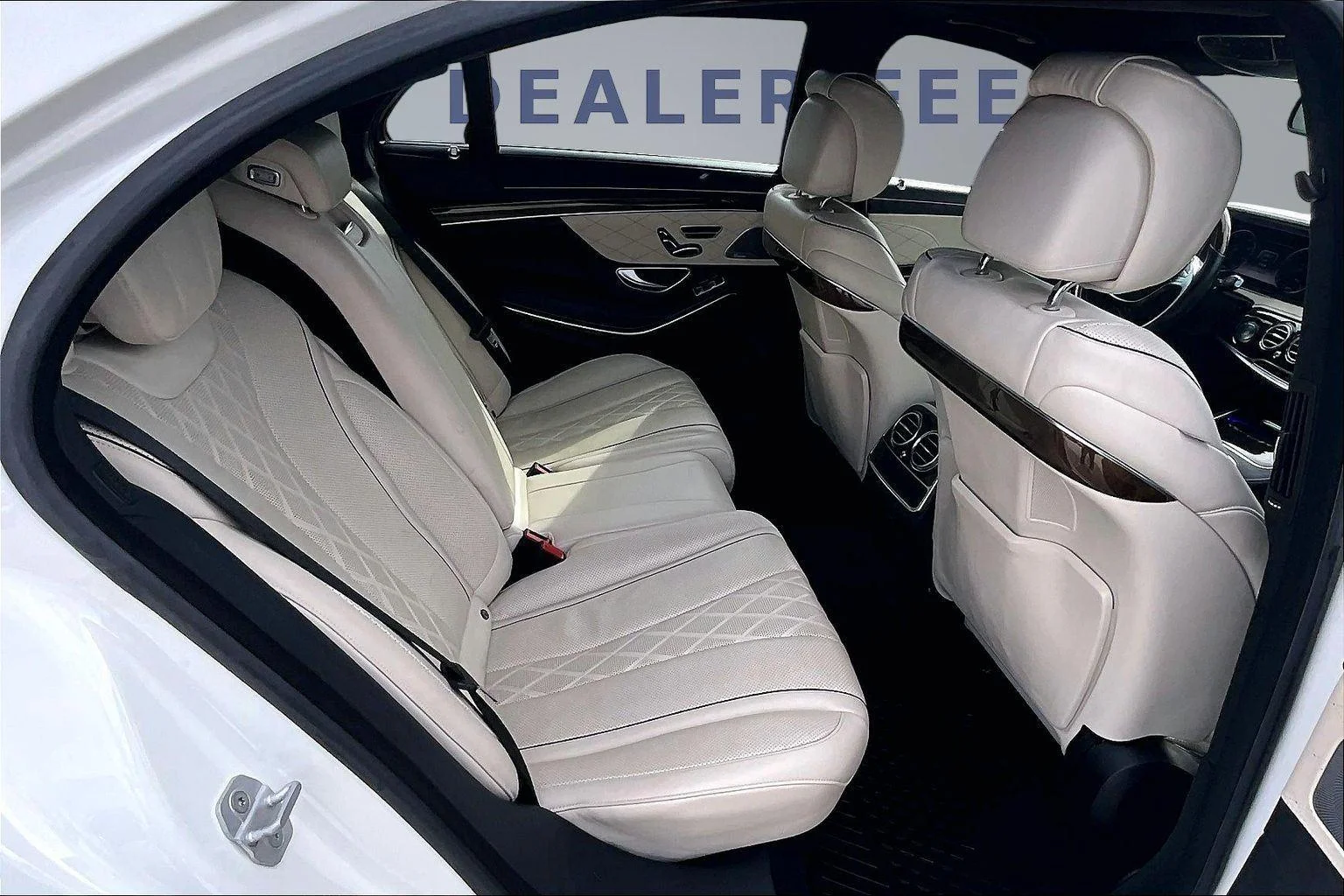 Used 2014 Diamond White Metallic Mercedes-Benz S 550 image 25