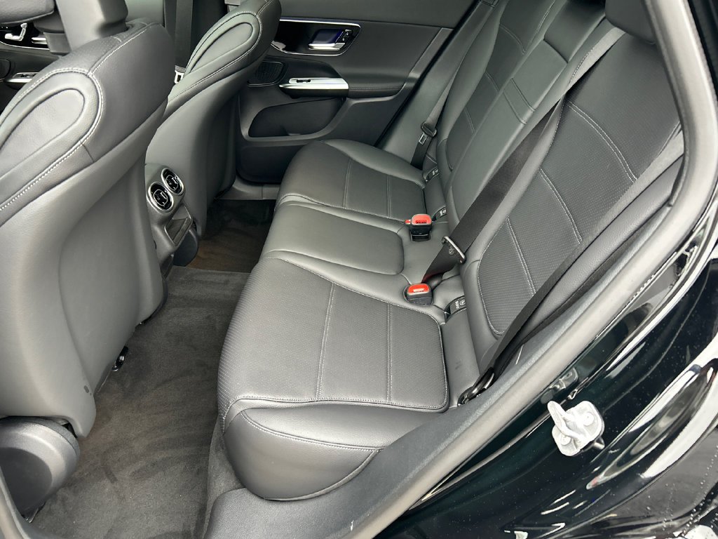 New 2027 Black Mercedes-Benz GLC 300 image 26