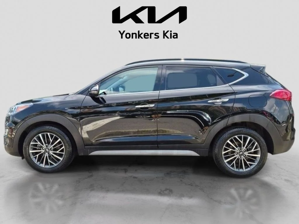 Used 2020 Black Hyundai Ultimate image 11