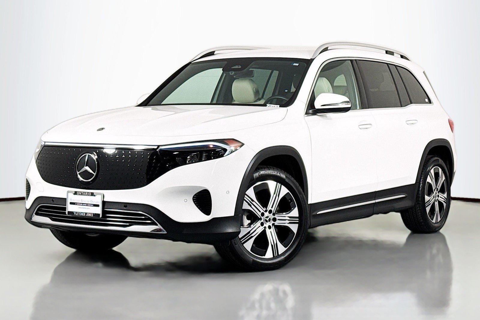 Certified Used 2024 Polar White Mercedes-Benz 250+ image 1