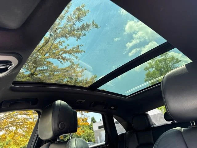 Used 2018 Blue Porsche Base image 9