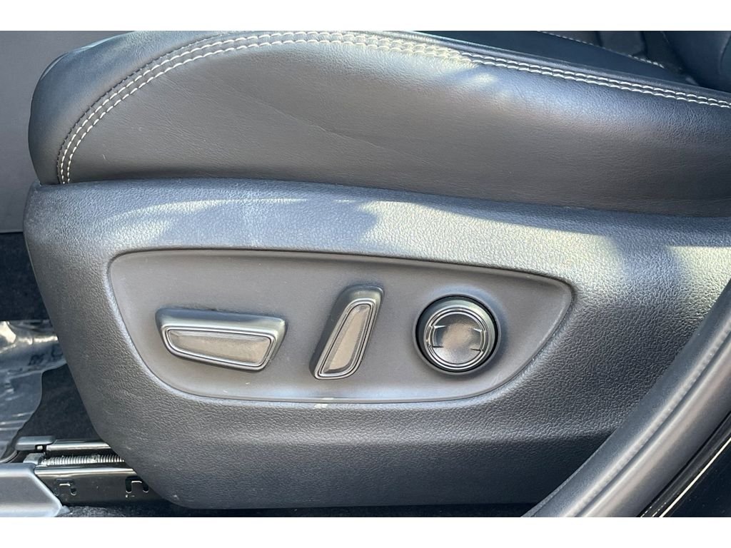 Used 2023 Midnight Black Metallic Toyota XLE Premium image 14