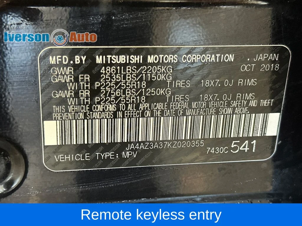 Used 2019 Black Mitsubishi ES image 13