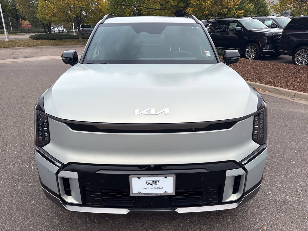 Used 2024 White Kia GT-Line image 8