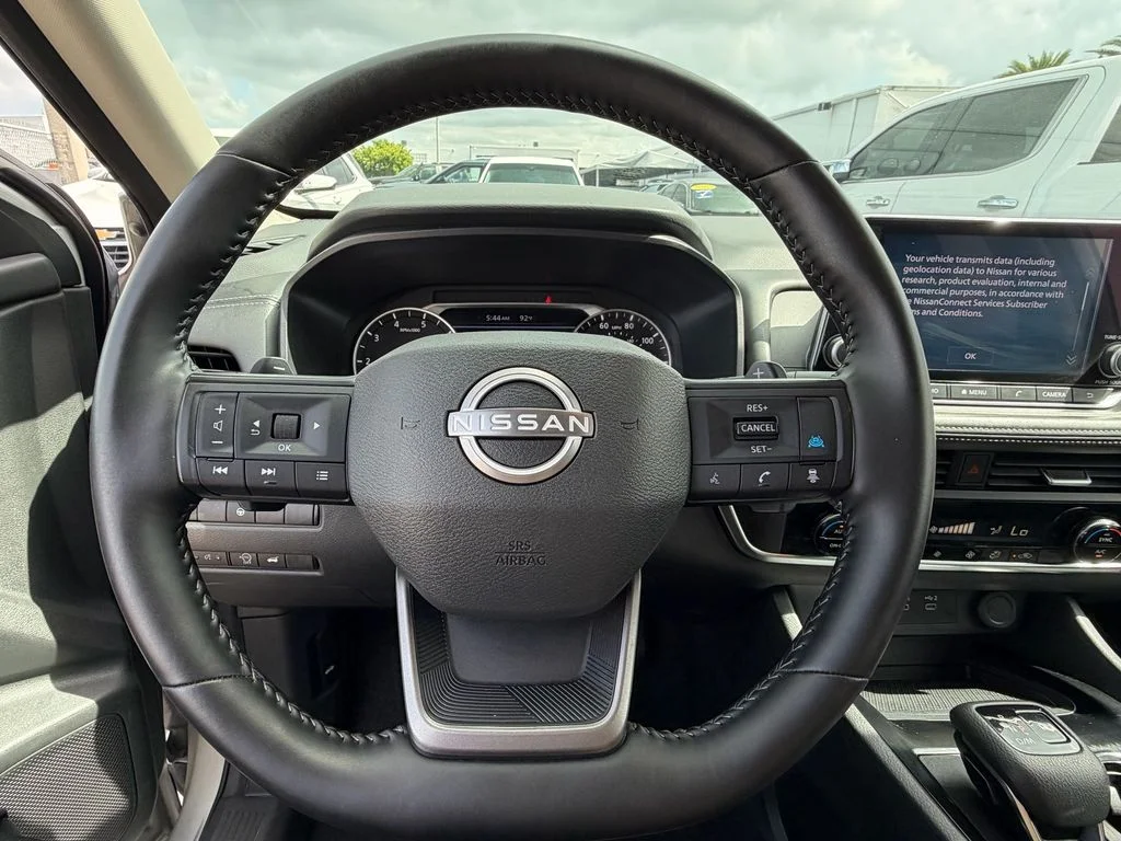 Used 2025 Silver Nissan SV image 19