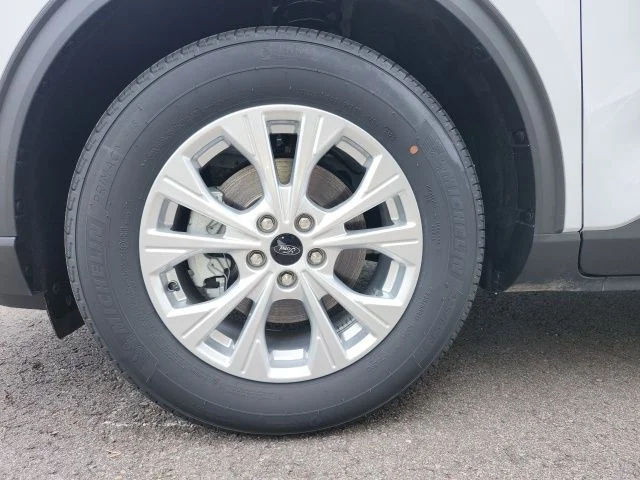 New 2026 Oxford White Ford Active® image 7