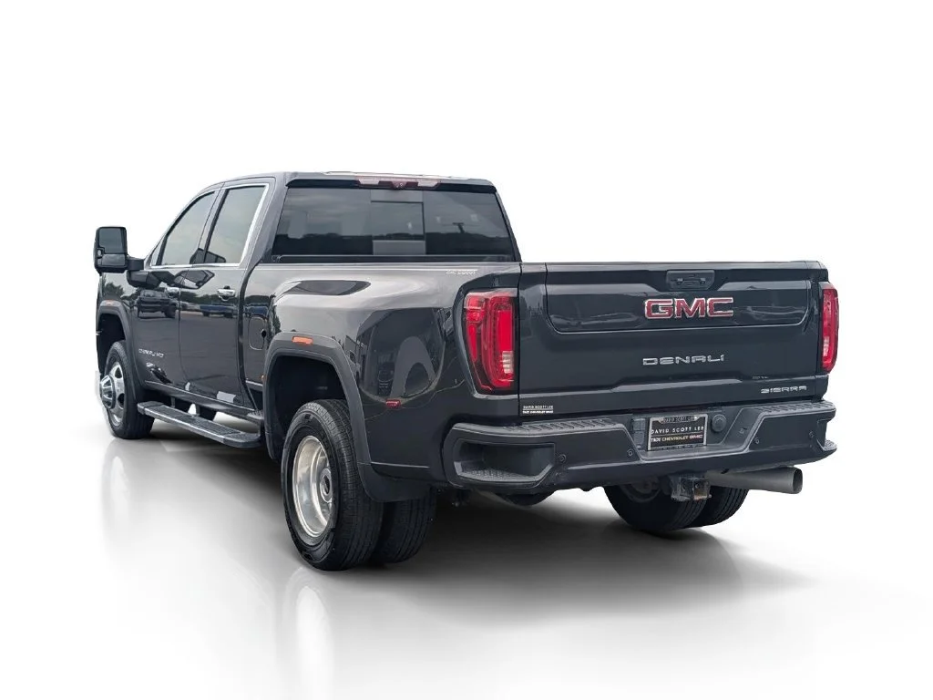 Used 2020 CARBON BLACK METALLIC GMC Denali image 3