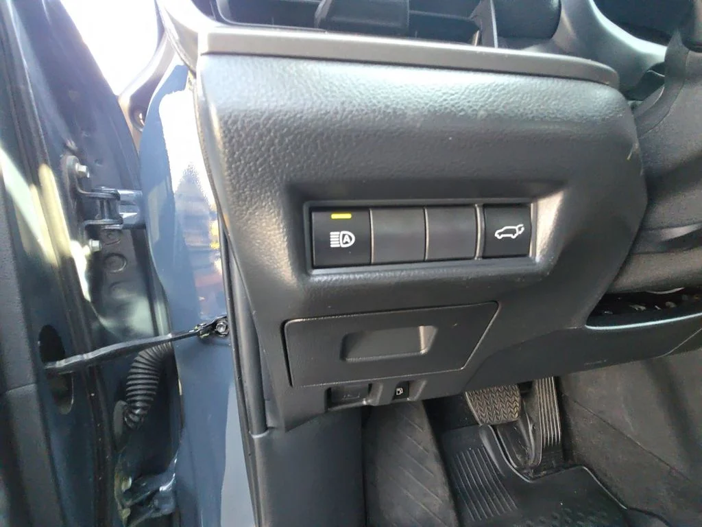 Used 2024 White Toyota XLE image 32