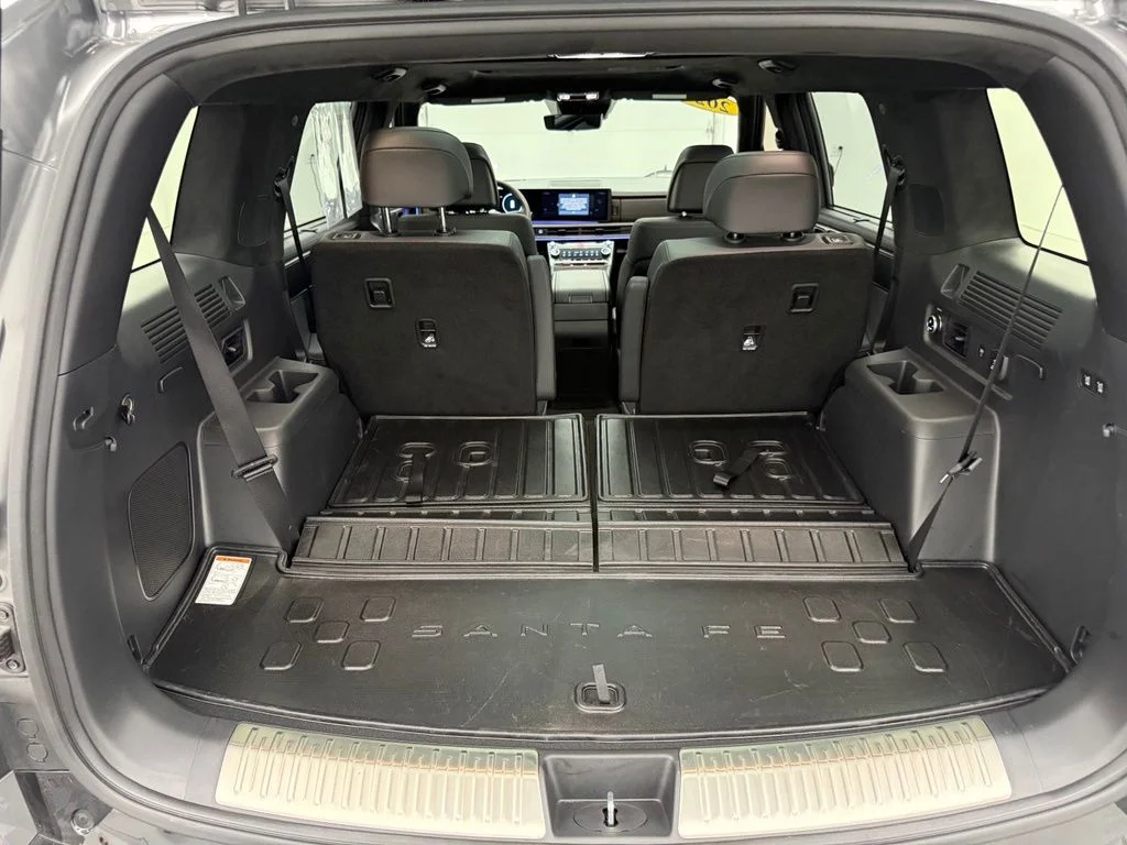 Used 2025 Gray Hyundai Calligraphy image 12