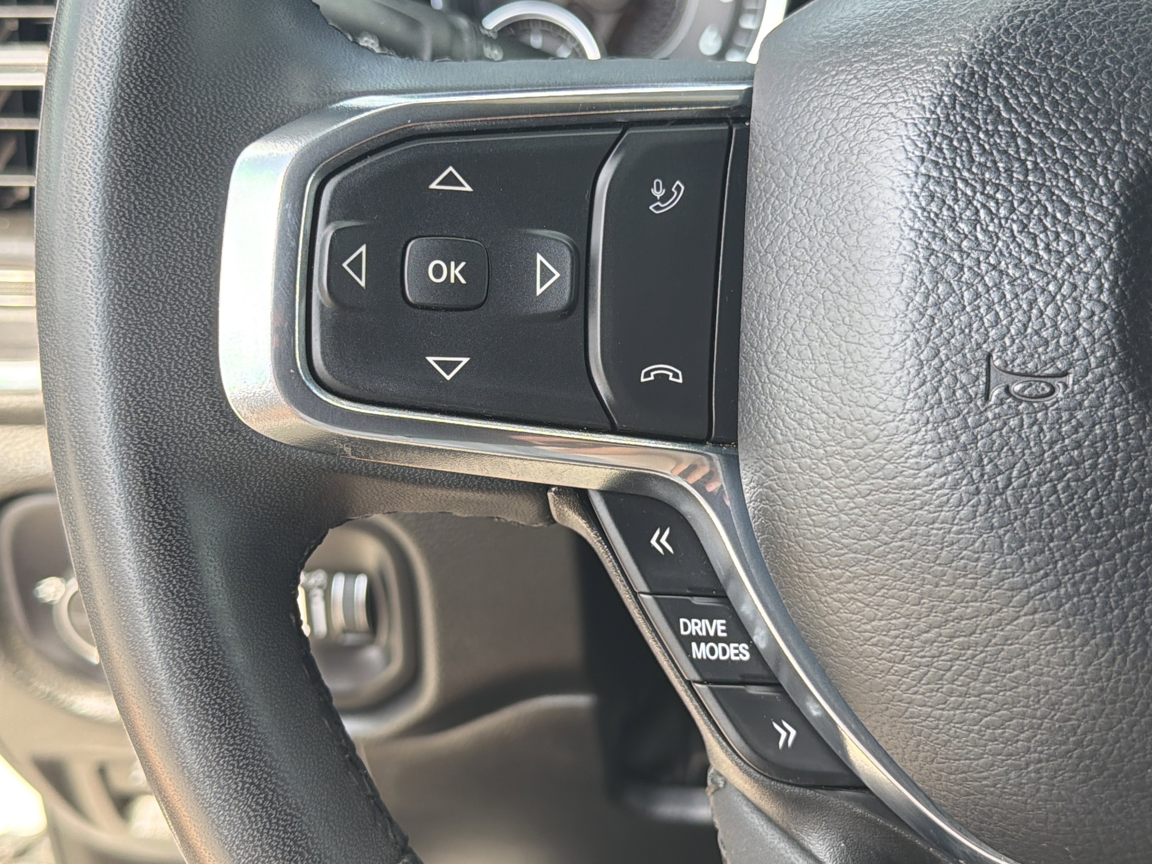 Used 2025 Bright White Clearcoat Ram Laramie image 25