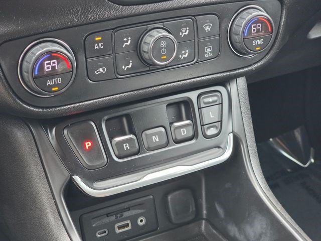 Used 2018 Satin Steel Metallic GMC Denali image 29