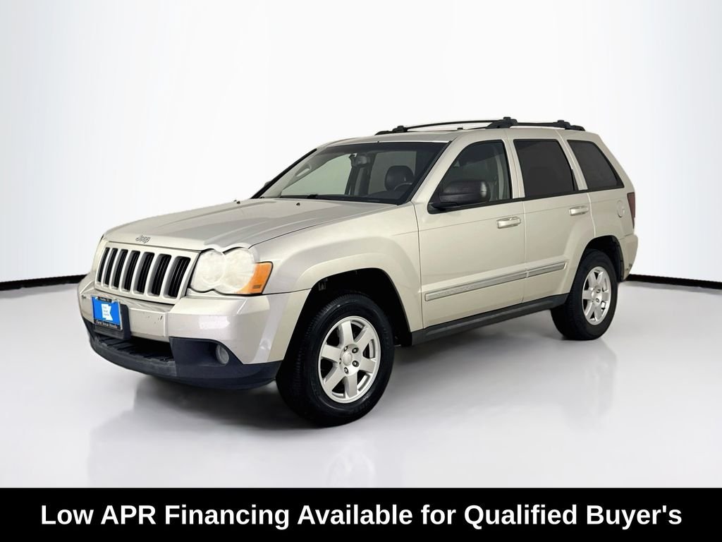 Used 2010 Light Graystone Pearlcoat Jeep Laredo image 3