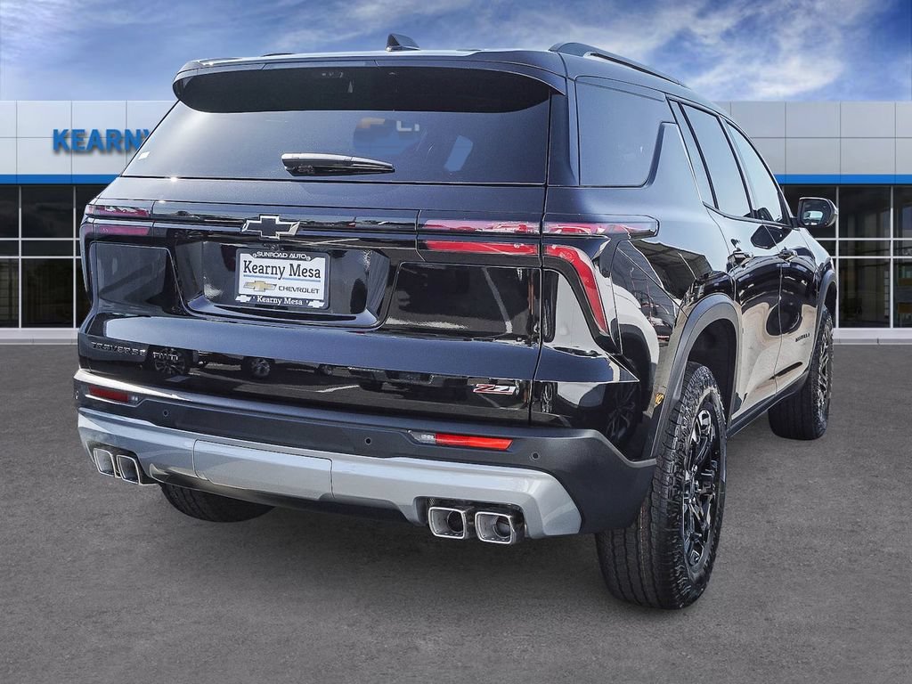 2027 Chevrolet Traverse Z71 - Photo 6