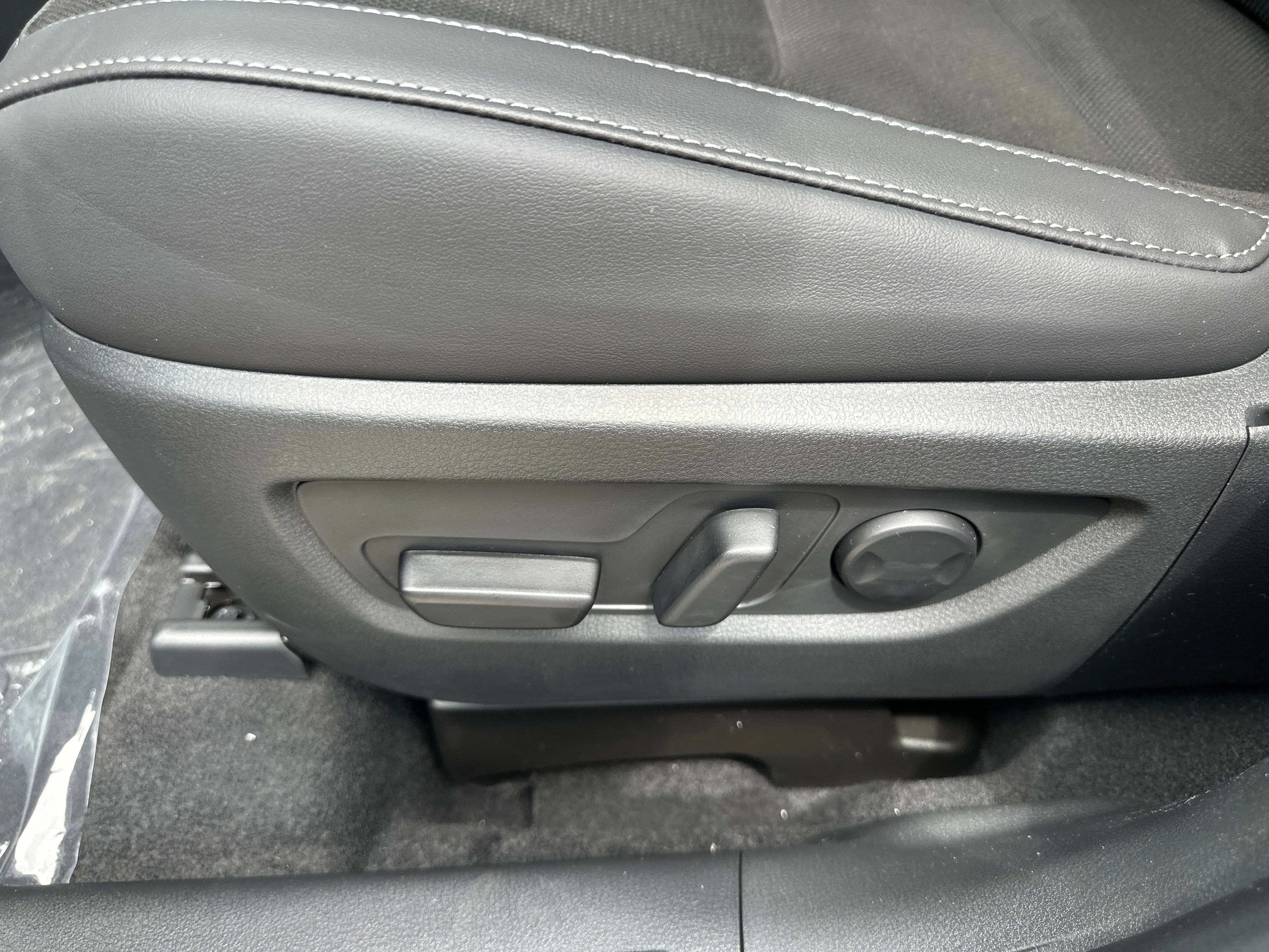 New 2026 Machine Gray Metallic Mazda 2.5 S Preferred AWD image 6