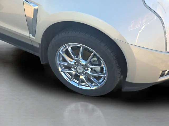 Used 2013 SILVER COAST METALLIC Cadillac Performance Collection image 10