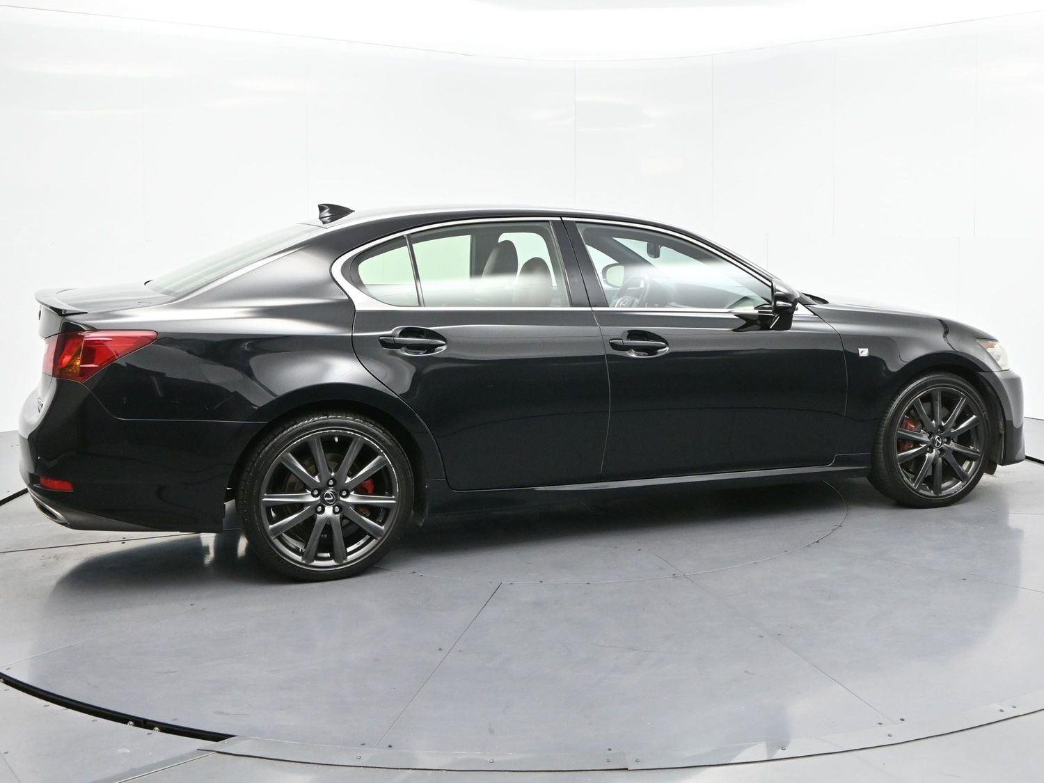 Used 2015 Ultra White Lexus Crafted Line image 8