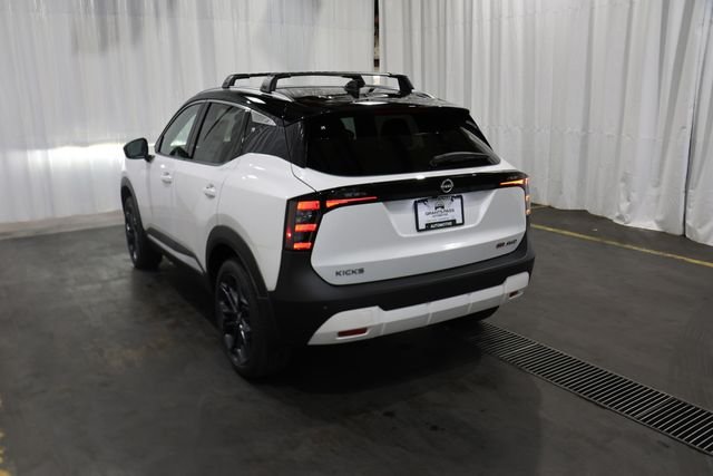 New 2026 White Nissan SR image 6