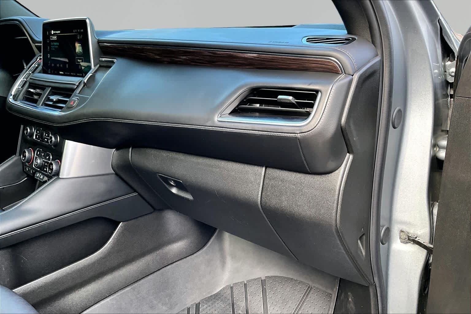 Used 2024 Sterling Gray Metallic Chevrolet LT image 19