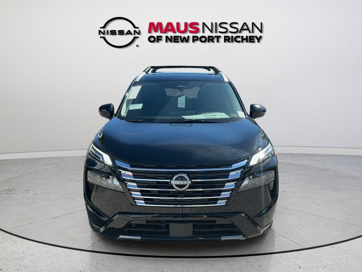 New 2026 Black Nissan Platinum image 3