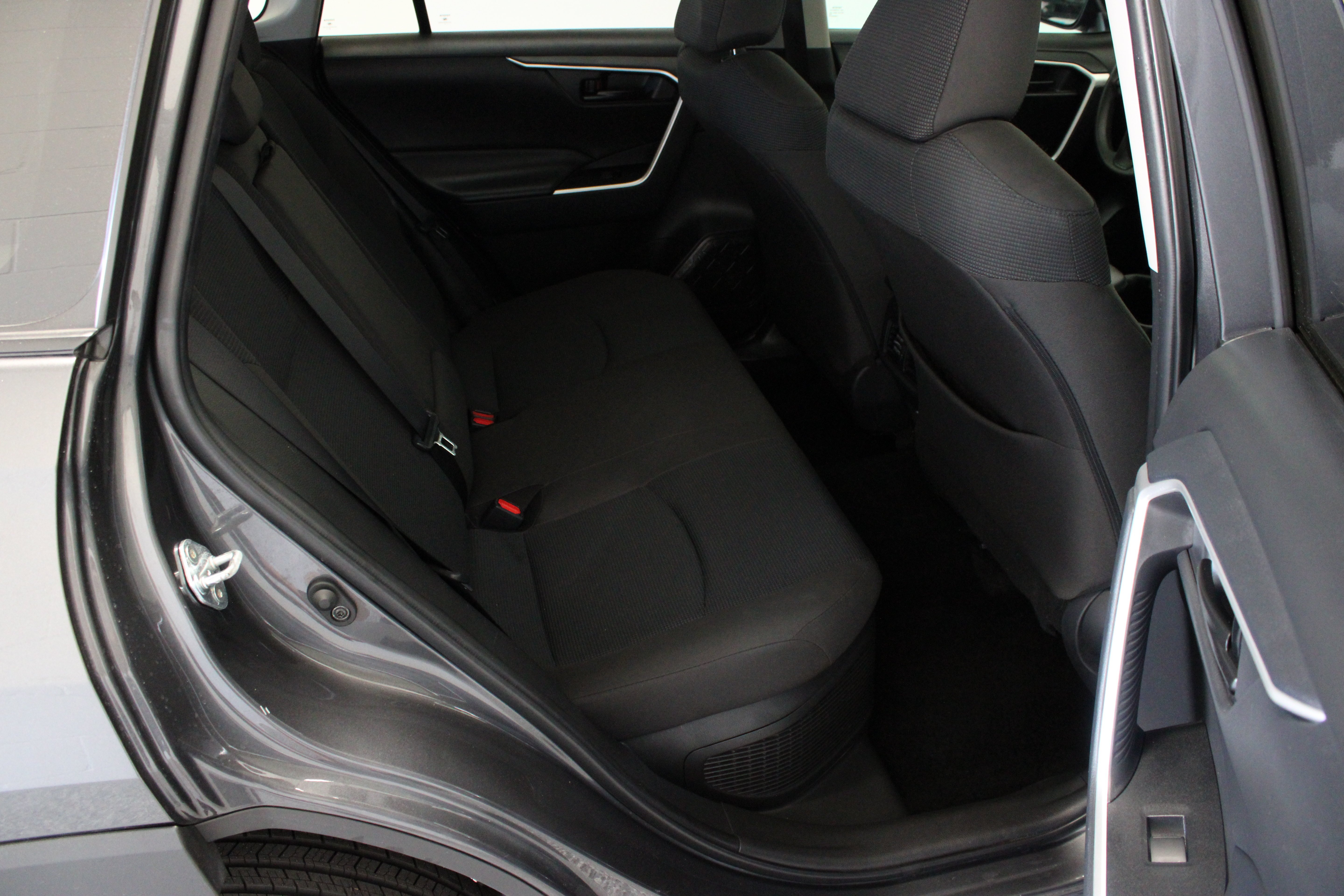 Used 2025 Gray Toyota Hybrid LE image 29