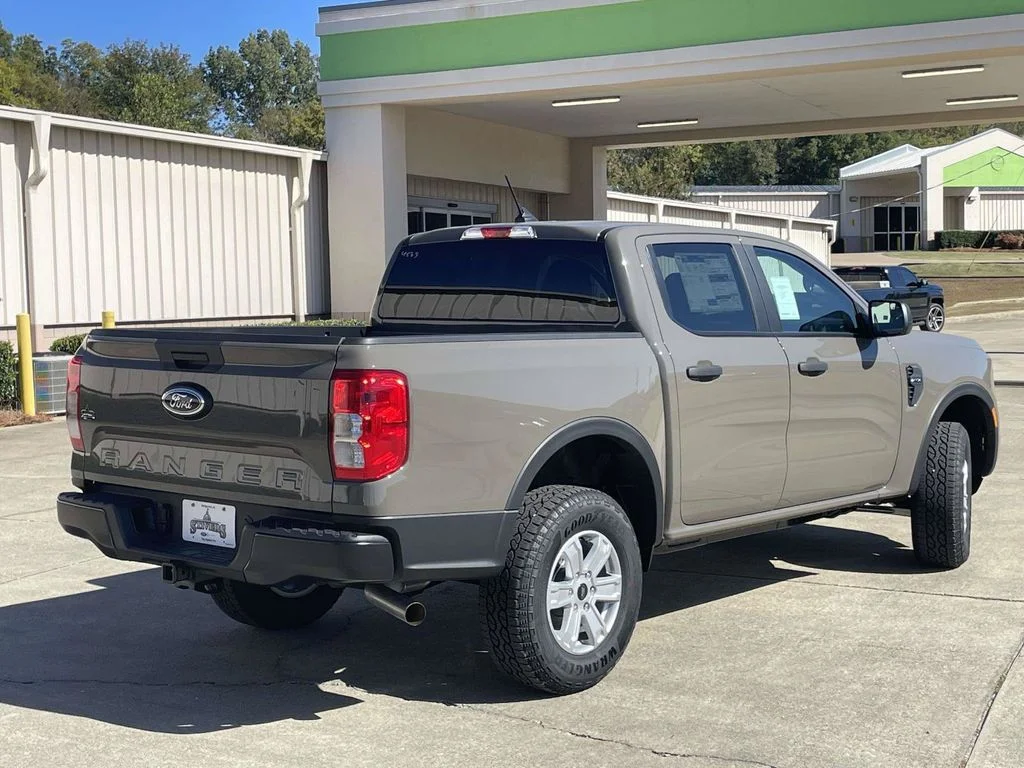 New 2026 Gray Ford XL image 3