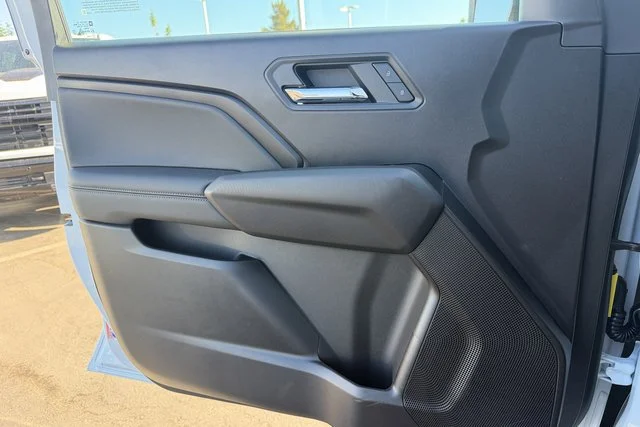 New 2026 Summit White GMC Elevation image 15