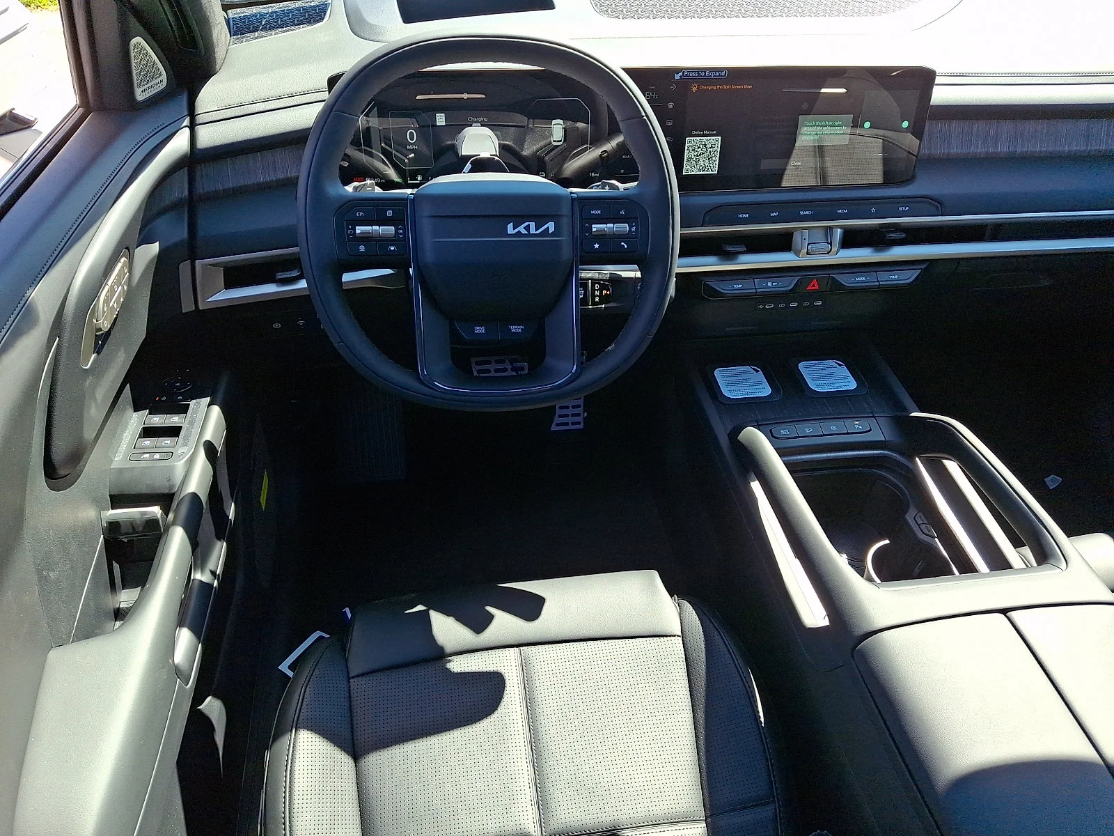 New 2027 Silver Kia SX Prestige image 10