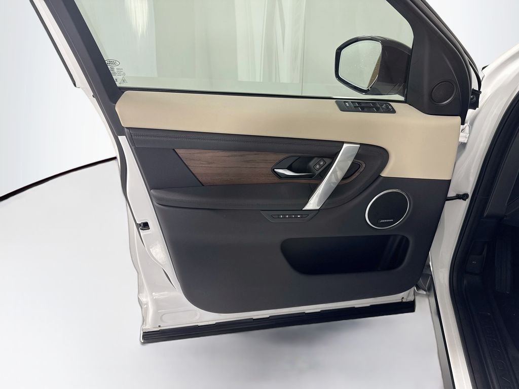 2025 Land Rover Discovery Sport S - Photo 24