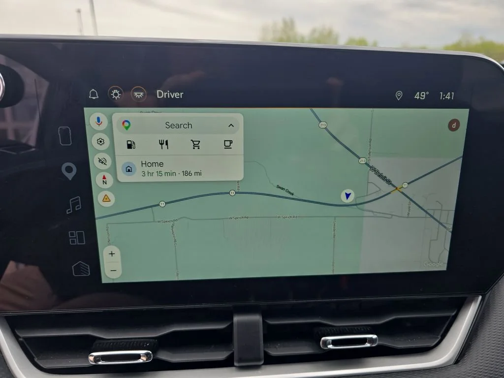 2025 Chevrolet Equinox LT - Photo 11