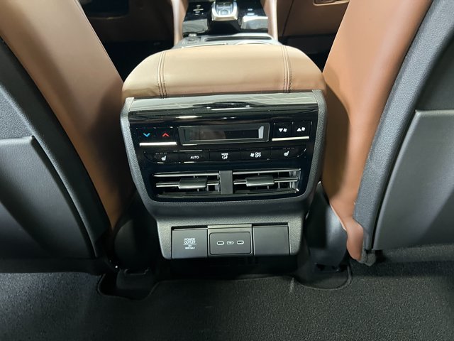 New 2026 Majestic Black Pearl Acura w/Advance Package image 31