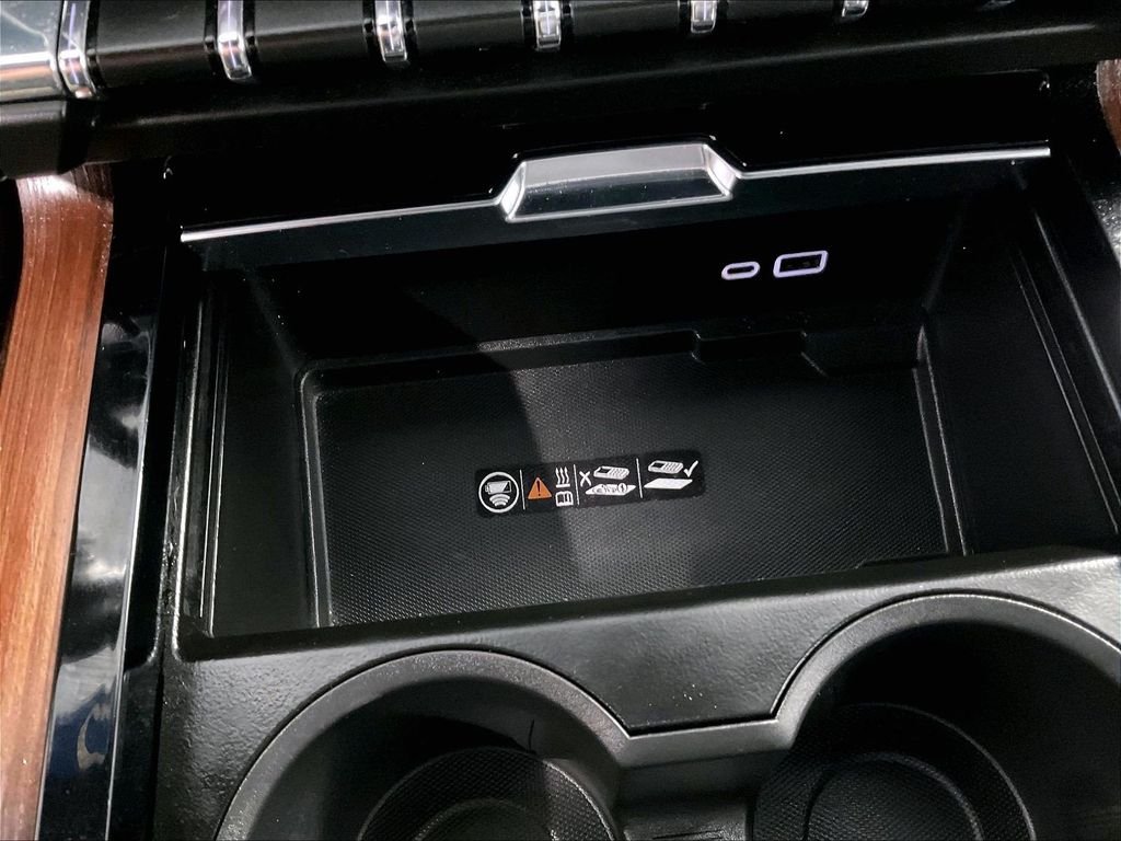 Used 2025 Black GMC Denali image 27