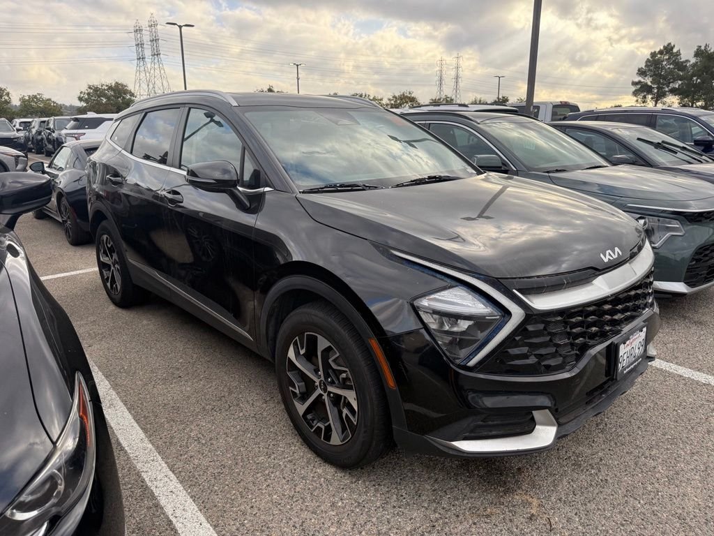 Used 2023 Black Kia EX image 3