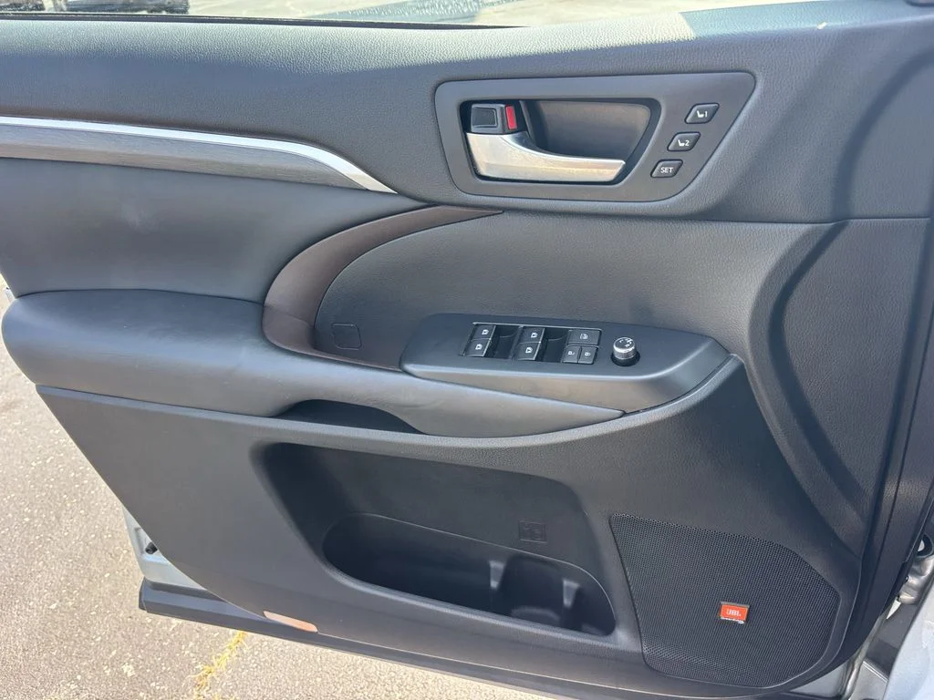 Used 2019 Silver Toyota Limited Platinum image 13