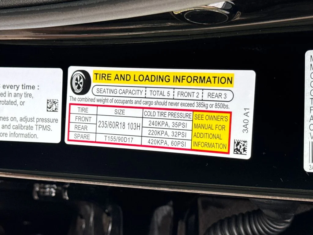 Used 2023 Black Honda EX-L image 47