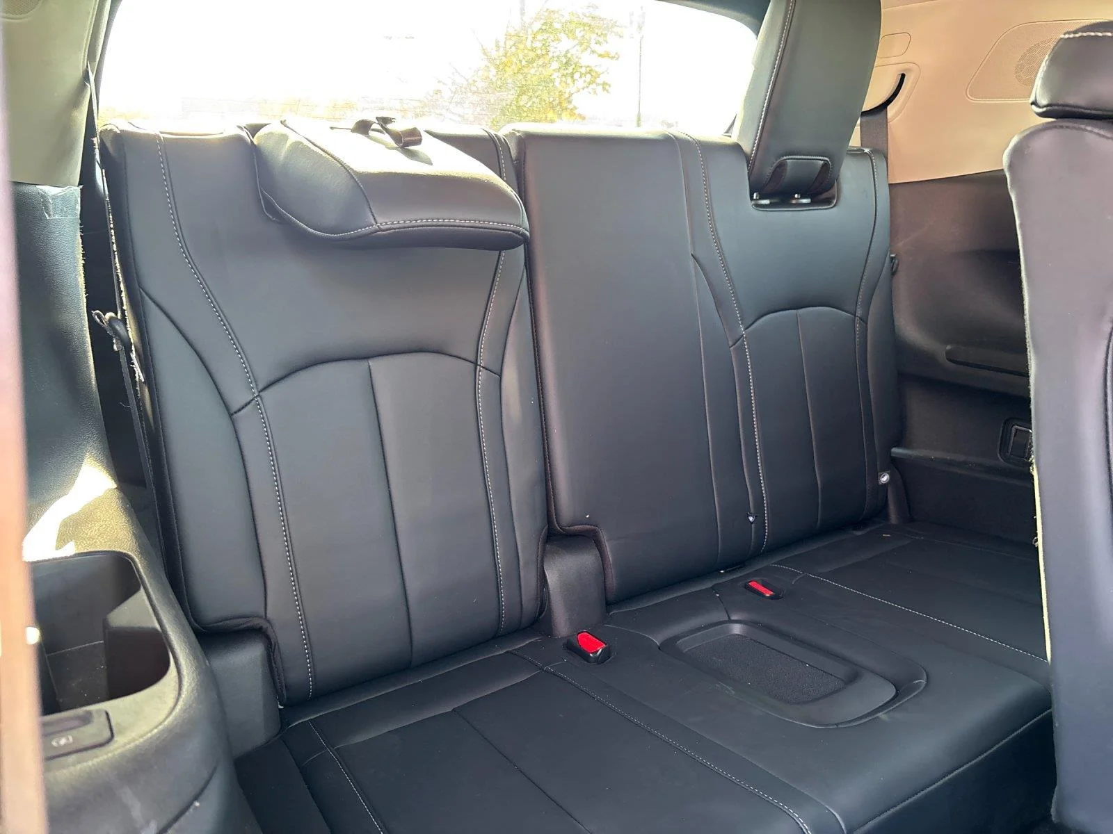 Certified Used 2023 Grand Blue INFINITI LUXE image 38
