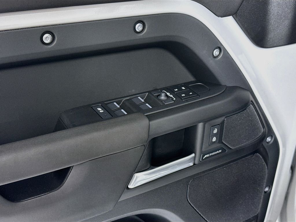 New 2026 Borasco Grey Land Rover S image 24