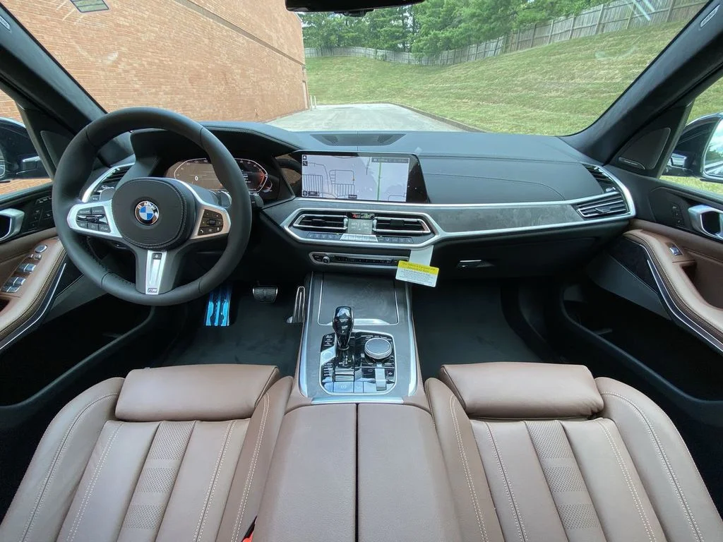 Used 2021 Gray BMW xDrive40i image 46